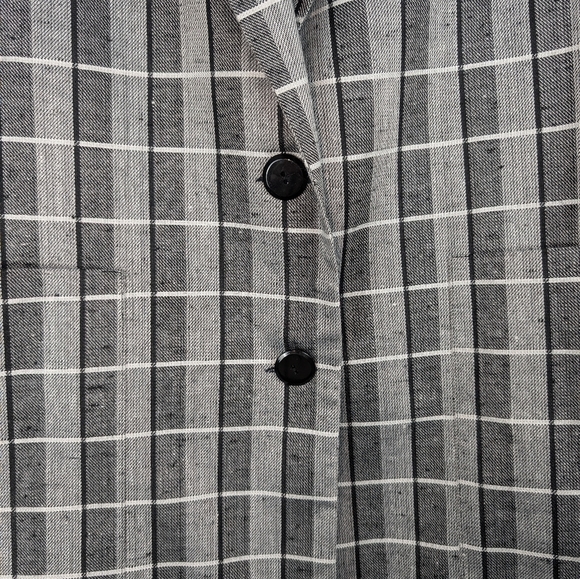 Vintage Oversized Plaid Blazer Size 10 - Picture 3 of 8